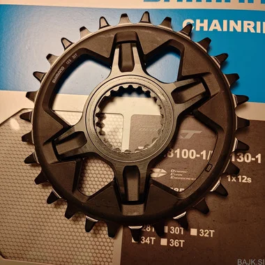 SHIMANO VERIŽNIK za gonilko FC-M8100-1