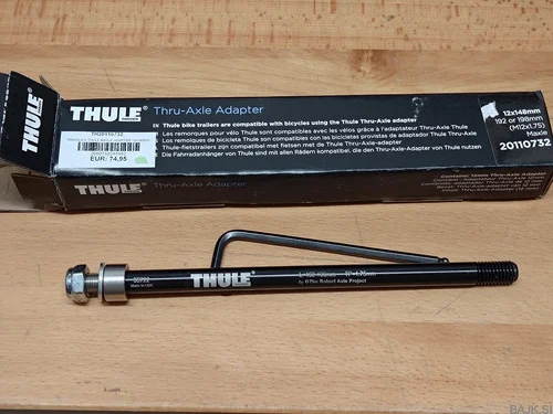 THULE Thru-Axle Adapter