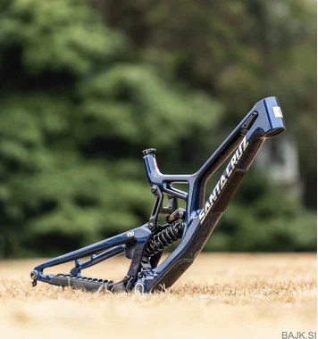 Santa cruz V10 2026