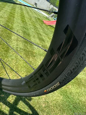 Fondriest DAGA Carbon Disc | Velikost L | FFWD DARC | Shimano 105