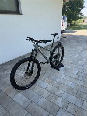 COMMENCAL META HT  ESSENTIAL