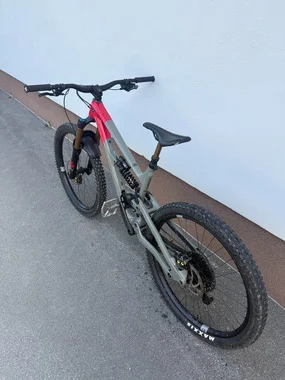 YT Capra Unchanged 10 CF (Custom)