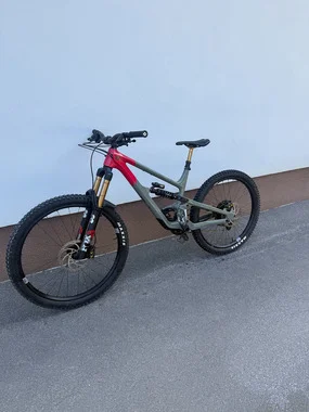 YT Capra Unchanged 10 CF (Custom)