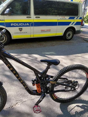 Commencal supreme v5 Rahmen
