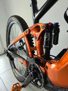 GIANT TRANCE X E+1 M - 750Wh - 85Nm - FOX Perfromance- Shimano XT
