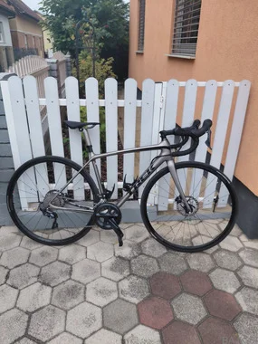 Trek Emonda SL 6 Disc (2019) – velikost S + Garmin EDGE 530