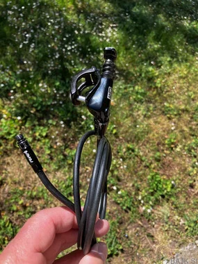 Hidravlična ročka sedežne potopne opore Rock Shox