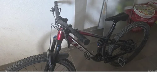 Trek Fuel EX 8 XT L RD/BK (2022)