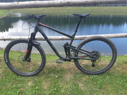 Focus JAM 6.8 NINE, 29”