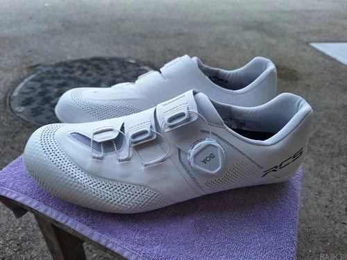 Kolesarski čevlji Shimano Rc5 št.42