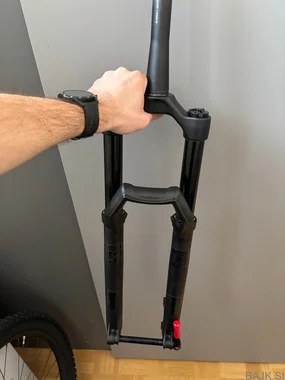 Marzocchi Z2 Air Rail 150mm - novo