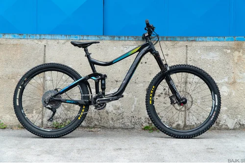 Giant Reign 2 2018