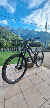 Specialized Stumpjumper FSR Comp 29 XL – 150mm, odlično ohranjen, nove gume, pedali in gripi
