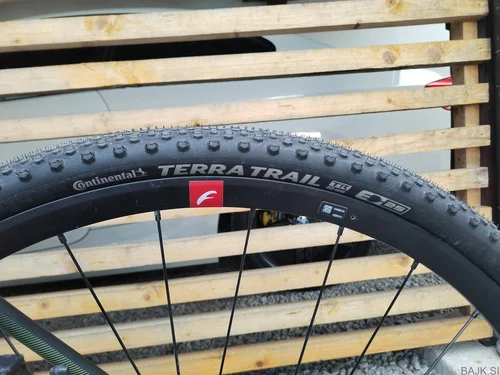 Gravel električno kolo Torpado TORIK