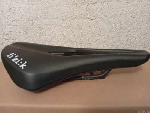 Sedež Fizik tempo Argo R5, 150 mm
