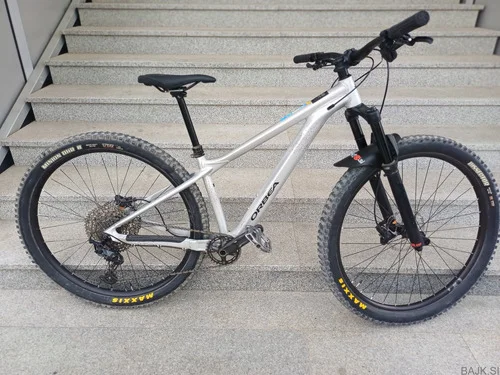 Gorsko kolo Orbea Laufey H10 ALU (S okvir; 150 – 165 cm)