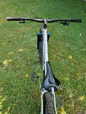 Privateer 141 (M) - Fox Performance Elite, Sram GX, Code RSC, Oneup Dropper, RaceFace