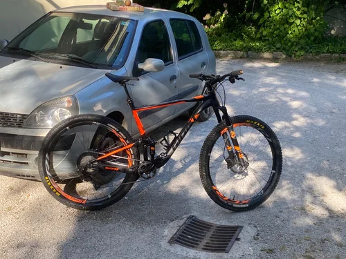 Giant Anthem 29 XL – Fox / Shimano XT / Giant XCR carbon