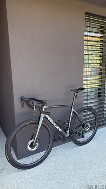 Colnago V4 - ULTEGRA, FULCRUM 42db, CC.01