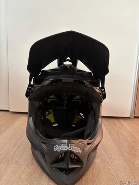 Fullface TroyLeeDesigns čelada
