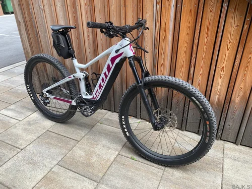 Scott Contessa Spark eRide 710