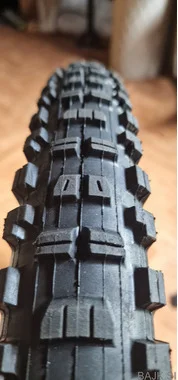 Maxxis minion DHRII