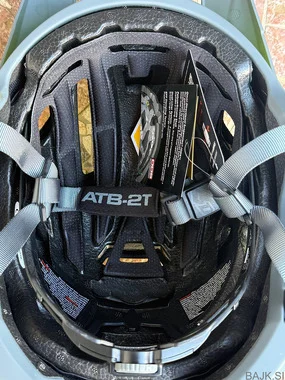 6D ATB-2T Ascent helmet