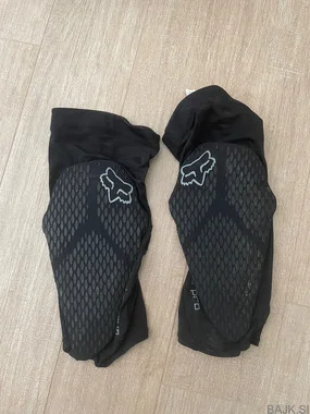Kolenčniki FOX ENDURO PRO D30