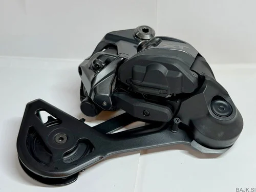 Shimano Deore XT / XTR Di2 12x set.