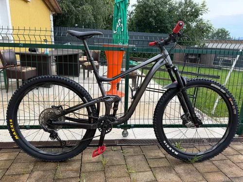 Giant Trance 2