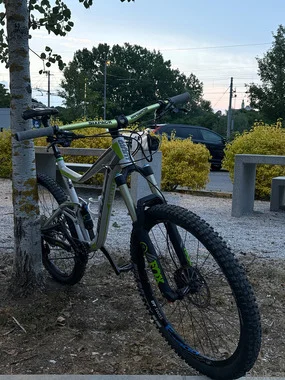 Giant trance LTD 2018 L 27.5
