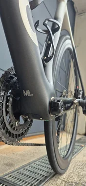 Gusto Ranger EVO 2023 – 105 Di2 – Attaque Carbon 45 mm