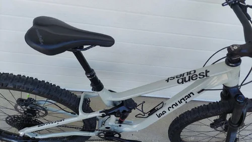 Lee Cougan quest race 2023 vel.  S