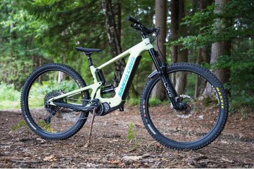 Santa Cruz Heckler R 29 + Hayes Dominion A4