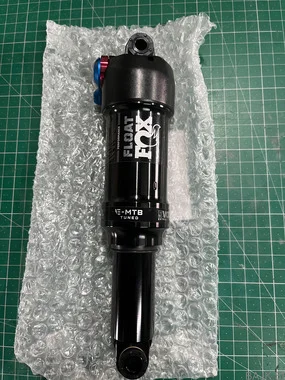 Fox Float Performance 210x55