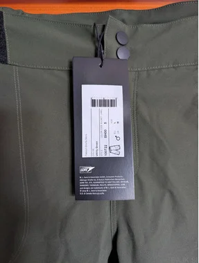 GOREWEAR kratke hlače size eu L