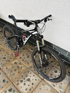 Giant Trance 27.5 XL | Mattoc Expert | servisiran | zelo malo vožen