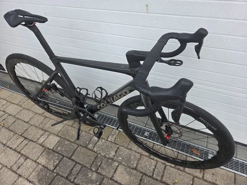 COLNAGO V4 2026, Ultegra DI2, velikost M, NOV