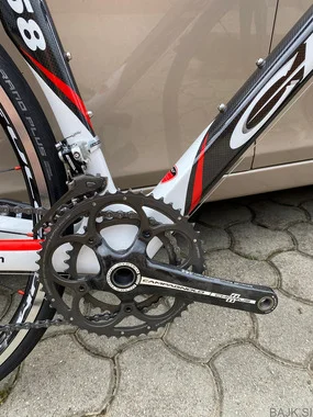 CESTNO KOLO KARBON,CAMPAGNOLO CHORUS 11S,FULCRUM RACING 5,750€