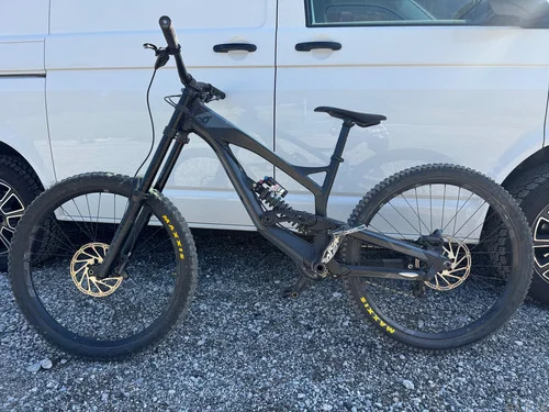 YT Tues L 2018