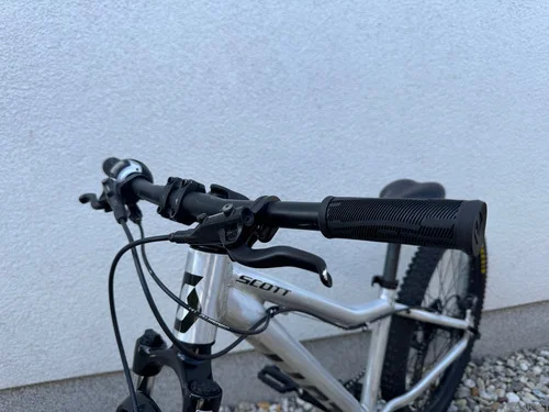 SCOT SCALE 400 Z SHIMANO HIDR. DISK ZAV.