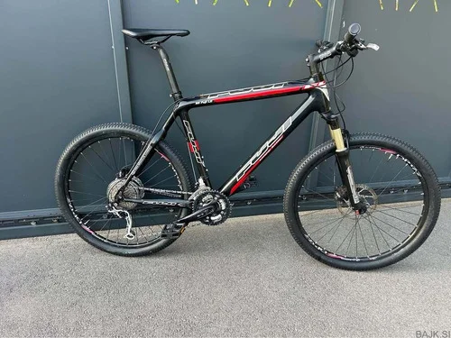 KARBONSKO GORSKO KOLO FUJI, SHIMANO XT OPREMA, HIDRAVLIČNI DISKI, ROCKSHOX VILICA, NAREJEN SERVIS