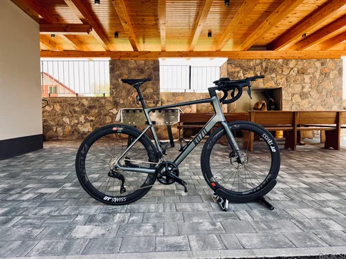 KOZO full karbon shimano 105 di2 61 velikost