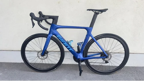Cestno kolo Giant Propel Advanced velikosti M