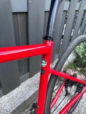 Specialized cestno Tarmac carbon SL6 Sport 2023