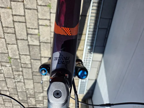 MTB XC kolo Lapierre Prorace CF 8.9 - 2024 ( kot novo ) velikost M