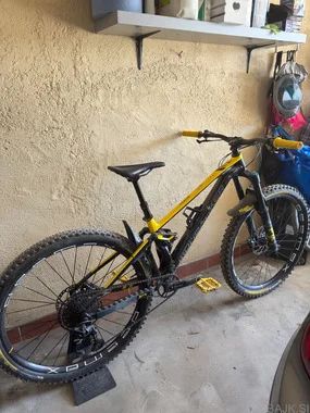 Mondraker Foxy 2020, veličina S (XT, Deore, Deemax...)