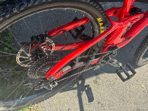 Devinci Troy Carbon 29 (price negotiable)