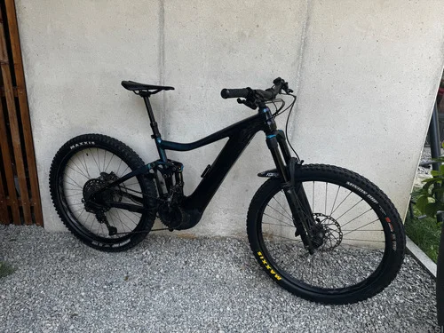 Giant Trance E+ 3 Pro 625 Wh | 2.626 km | 98 % baterija | Odlično ohranjeno