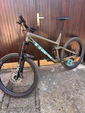 Trek Remedy 8
